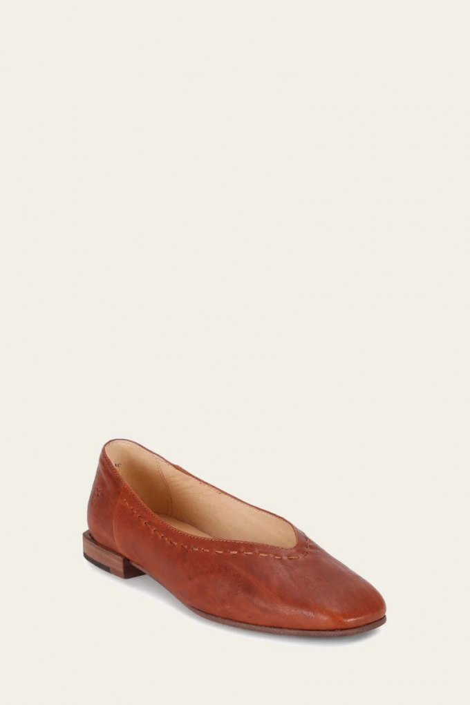 FRYE | WOMEN'S CLAIRE FLAT-Cognac